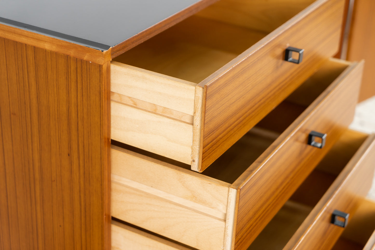 Behr Sideboard / Kommode