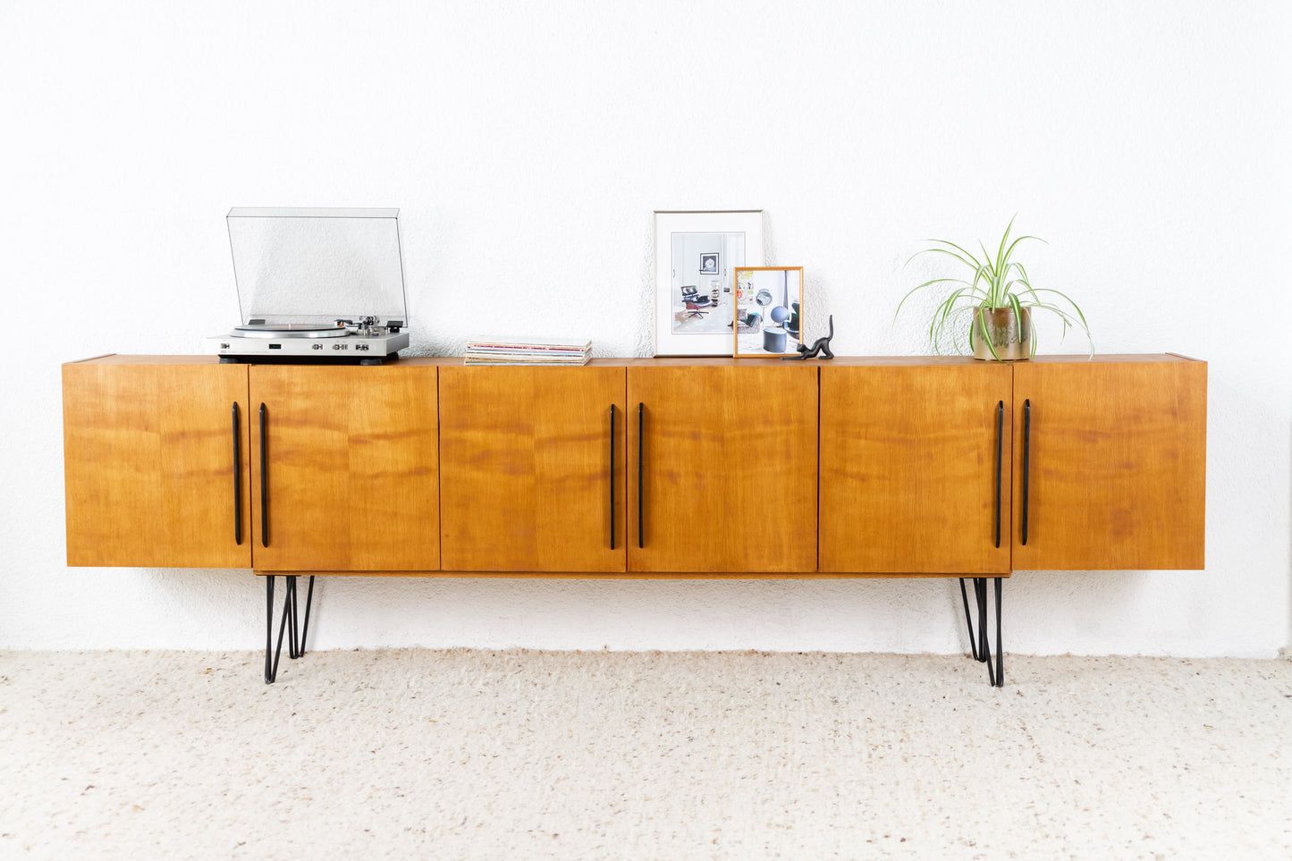 Sideboard