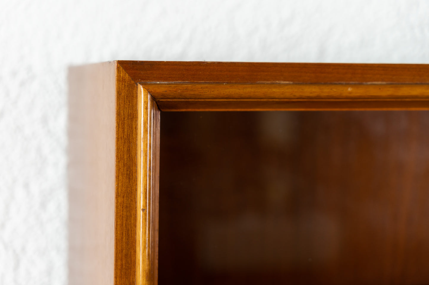 Schrank/Vitrine