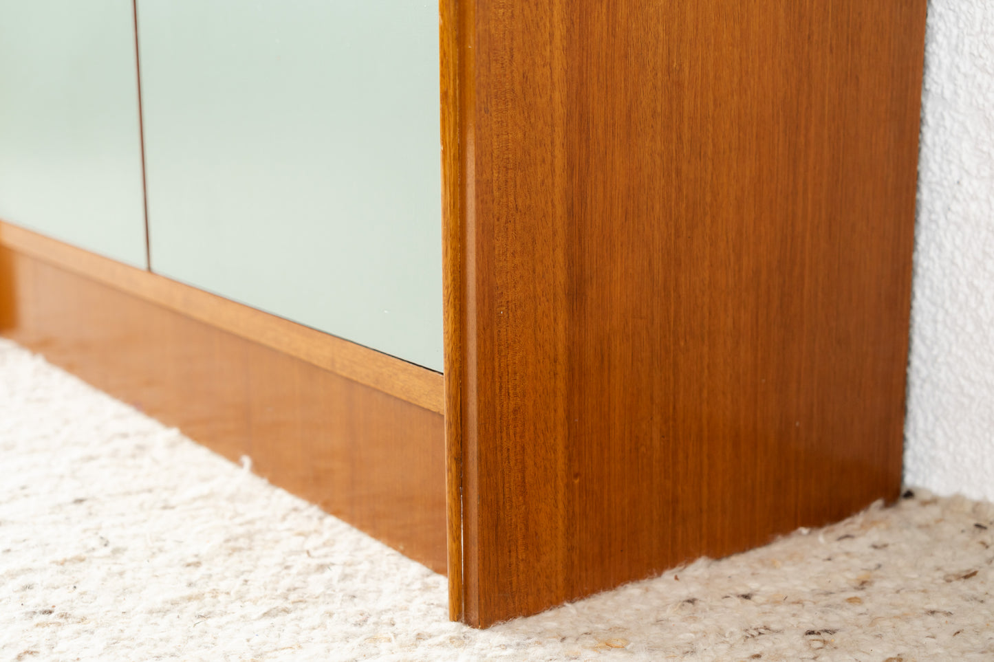 Schrank/Vitrine