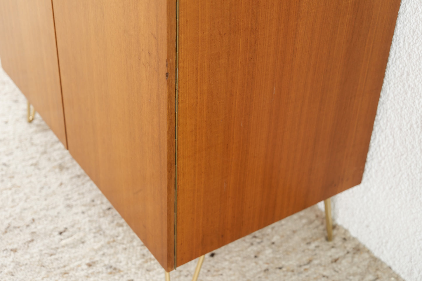 Kleiderschrank