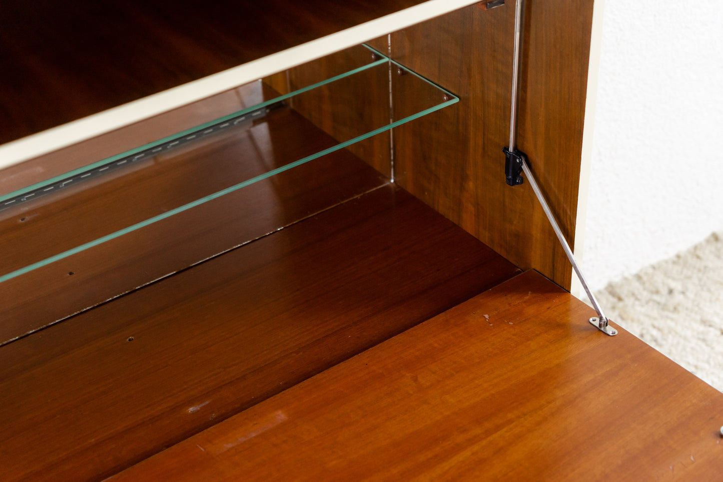 Schrank