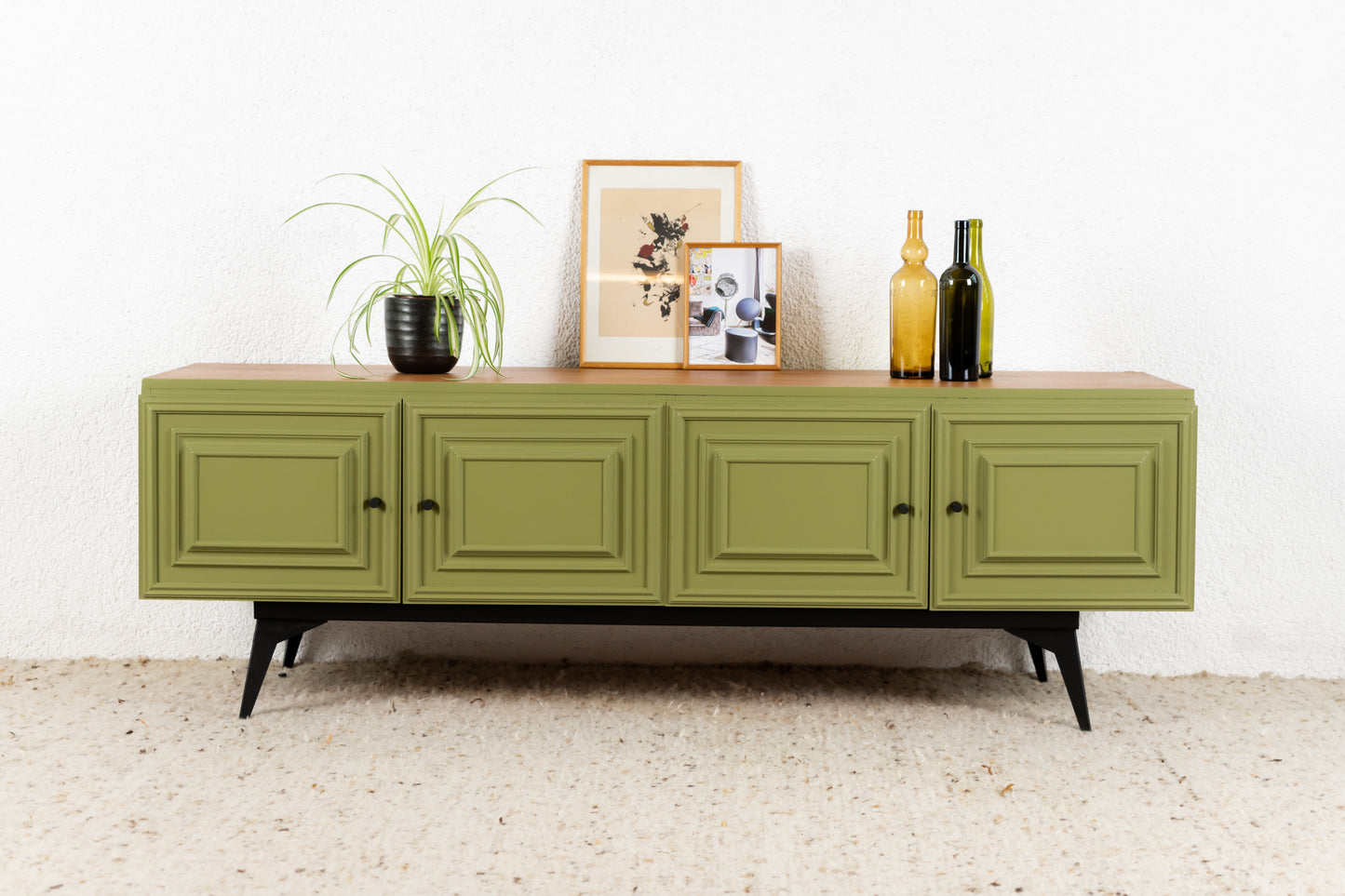 Sideboard