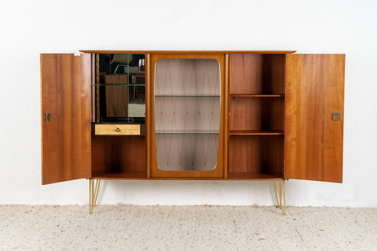 Highboard