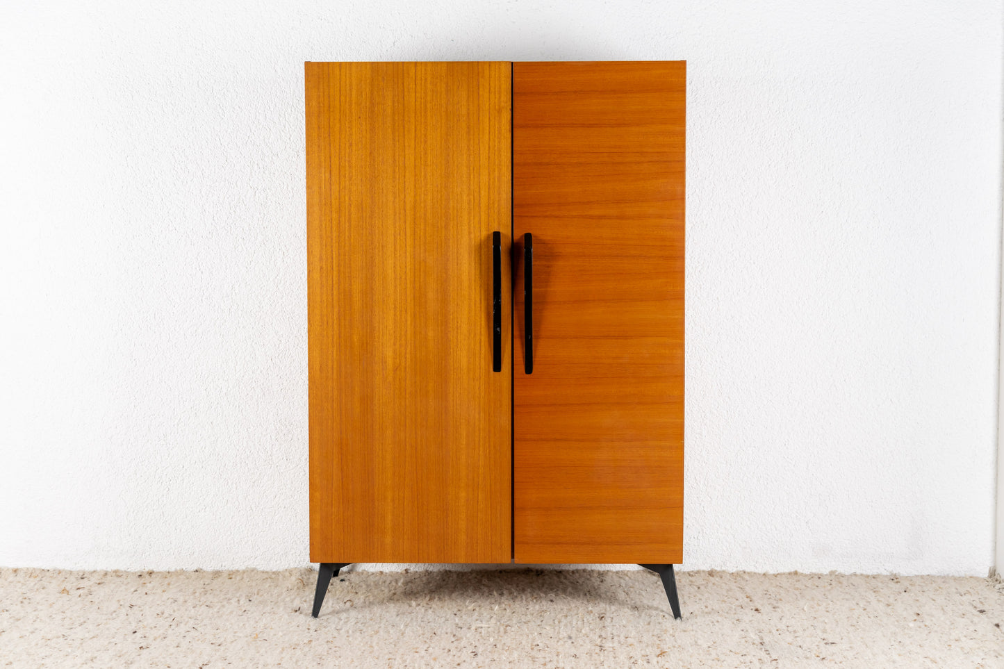 Kleiderschrank Teak Musterring
