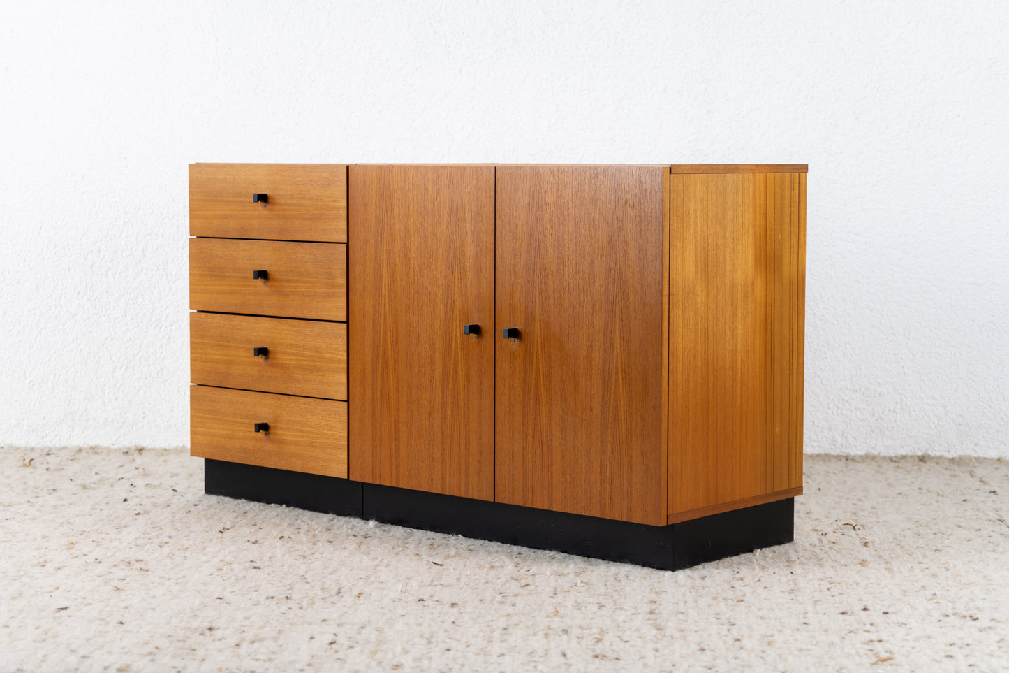 Teak Sideboard Omnia