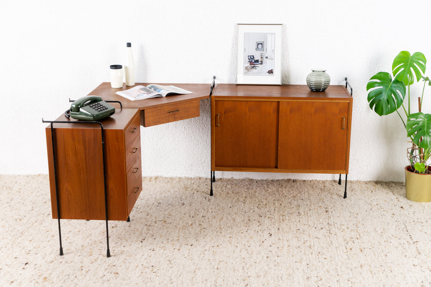 Hilker Omnia Teak String Regal