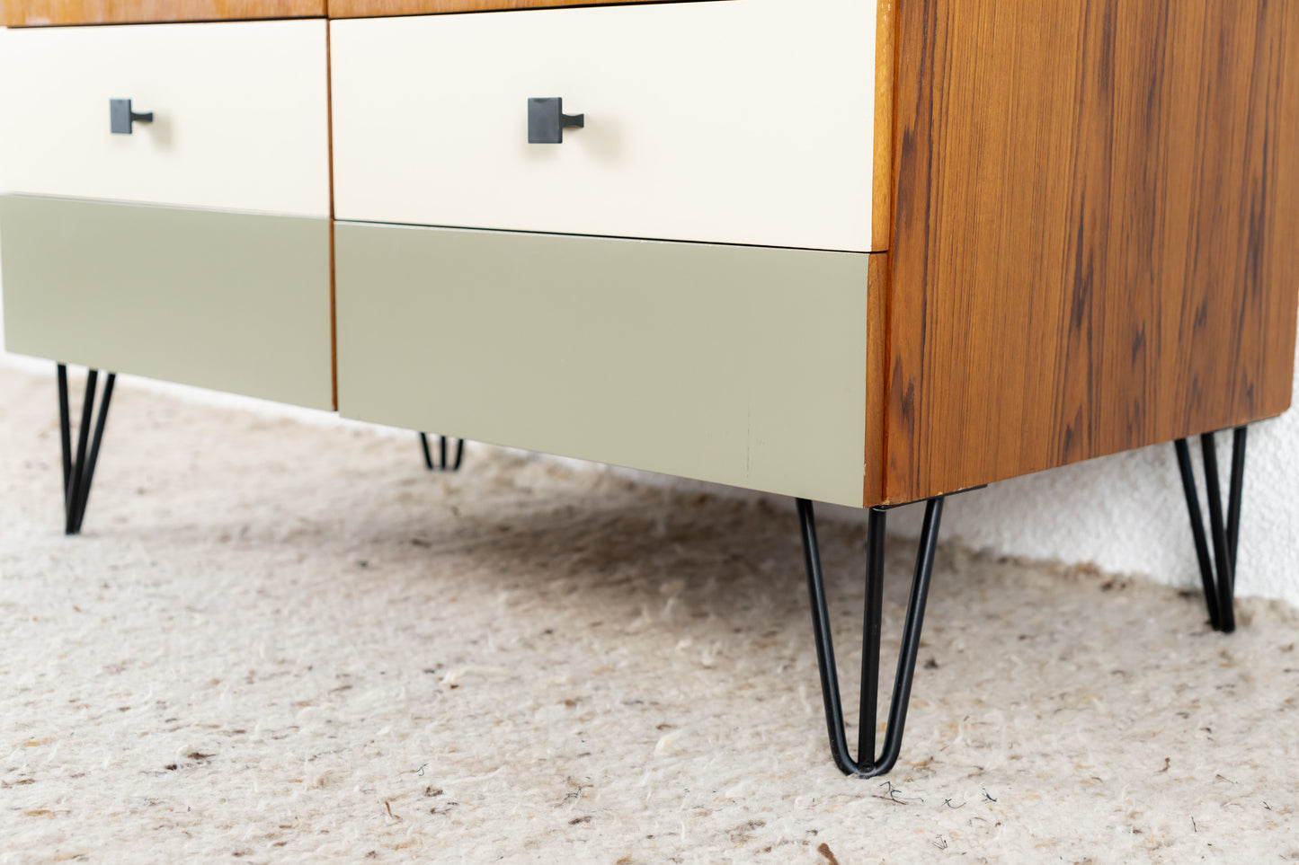 Teak Kleiderschrank
