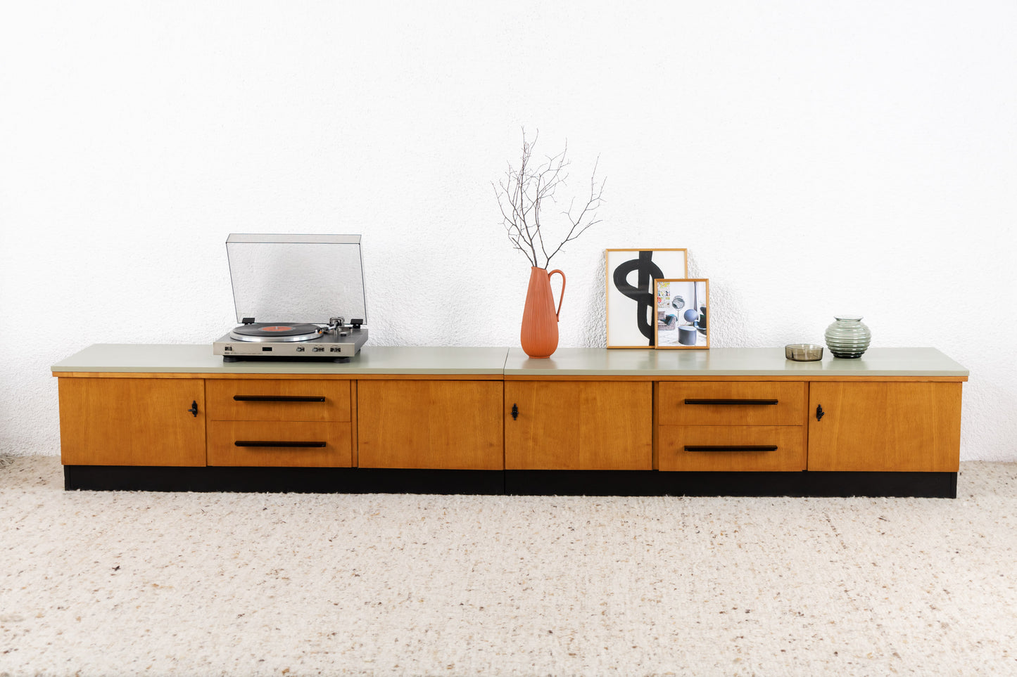 Sideboard
