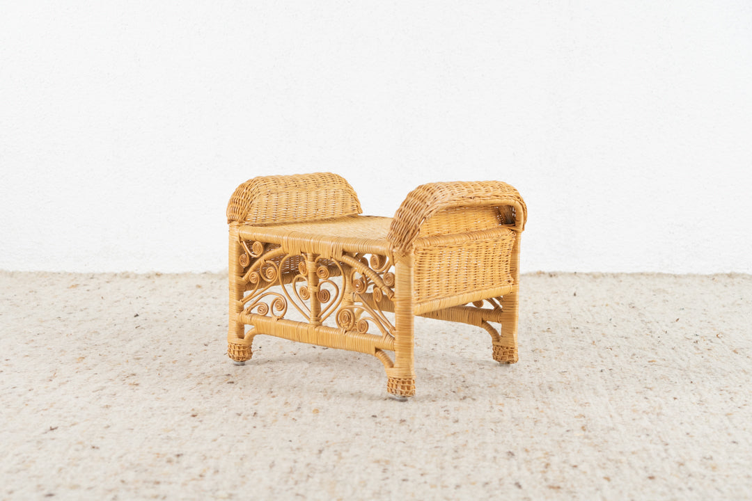Korb Hocker