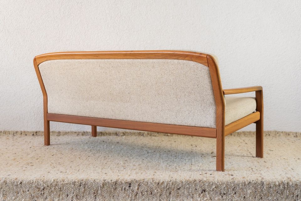 Dyrlund Sofa Teak