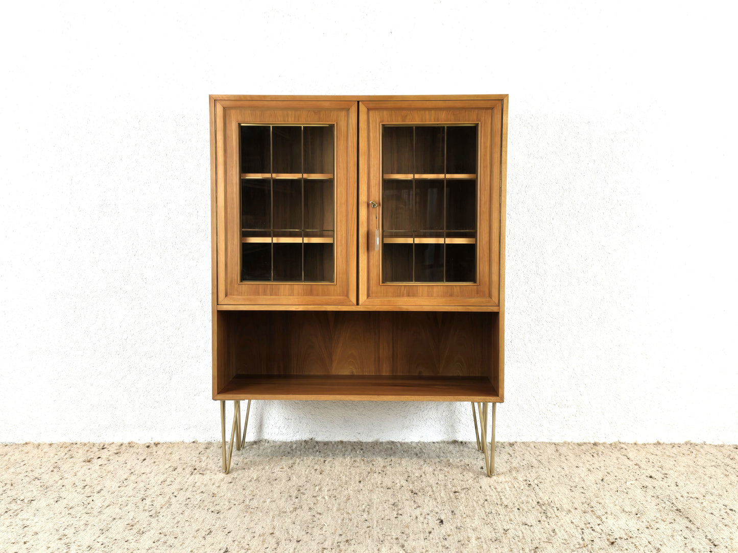 VINTAGE VITRINE Kommode Schrank Holz Tv Regal Küche GERO gold 60s