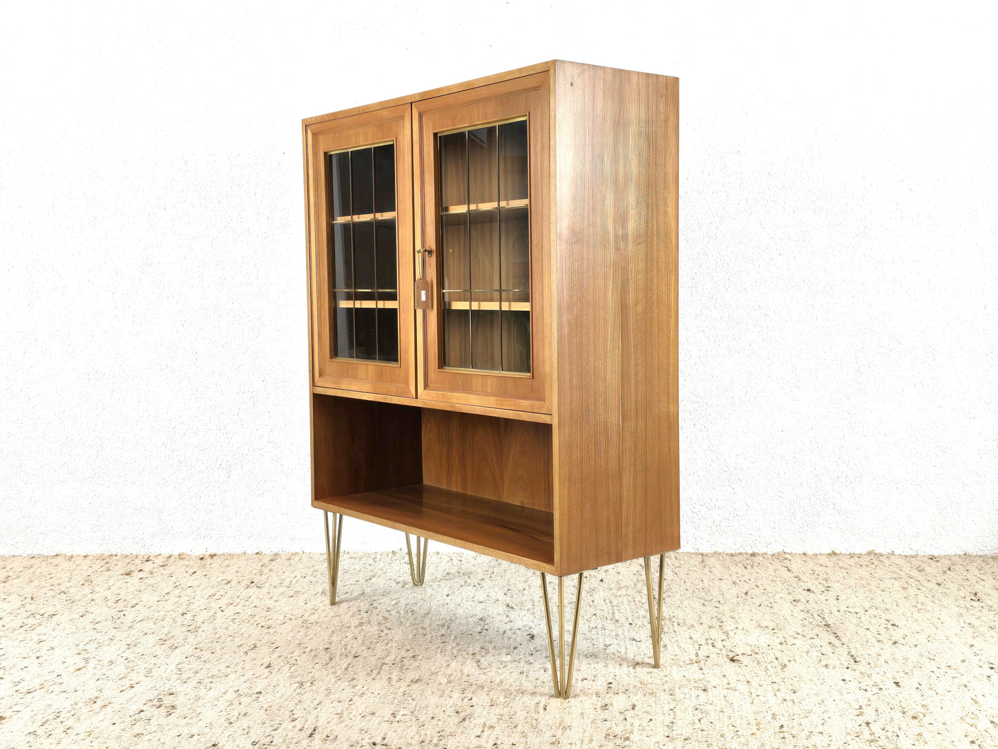 VINTAGE VITRINE Kommode Schrank Holz Tv Regal Küche GERO gold 60s