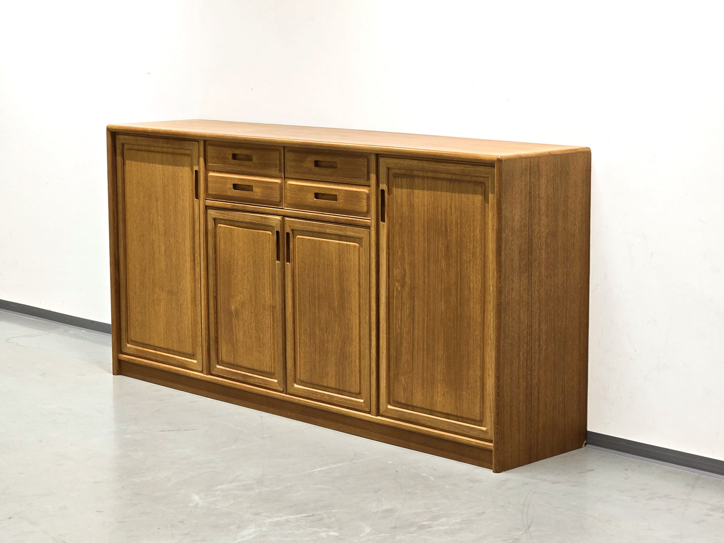 DYRLUND TEAK HIGHBOARD sideboard schrank kommode 60s Holz Vintage