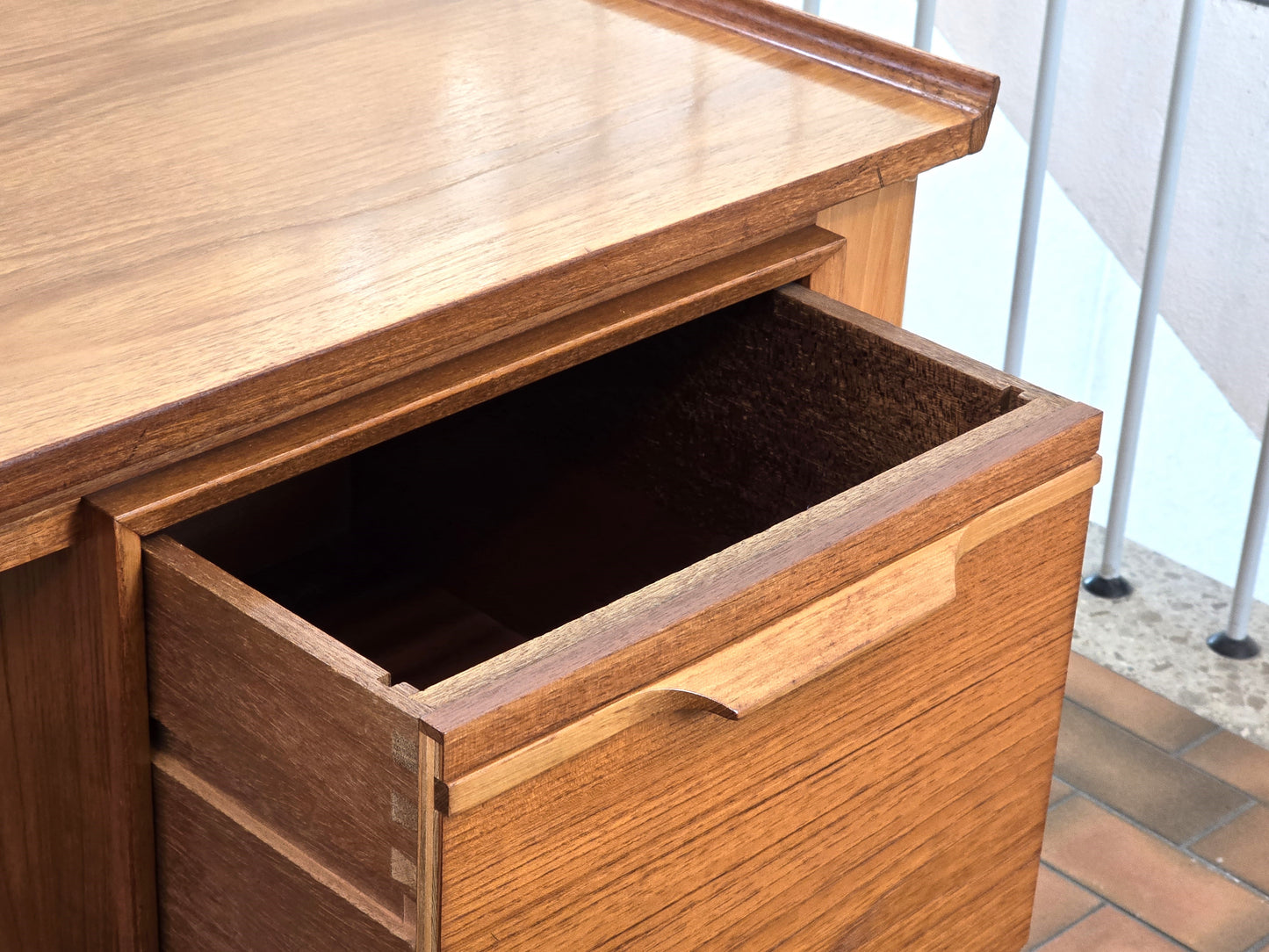 VINTAGE TEAK SCHREIBTISCH holz tisch büro mid century retro dänish denmark