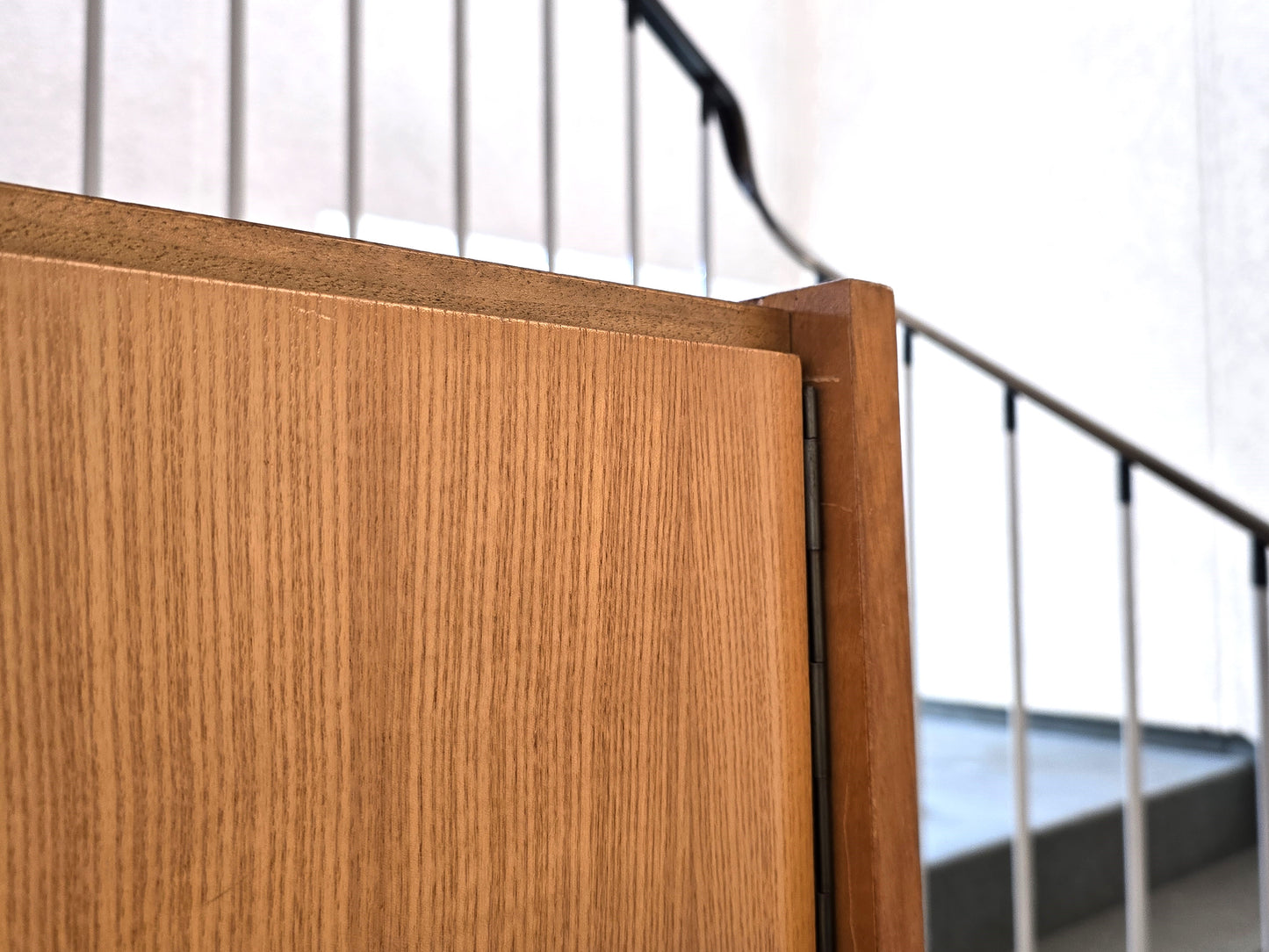 VINTAGE KLEIDERSCHRANK  holz schrank mid century 1960s retro kommode nuss rüster