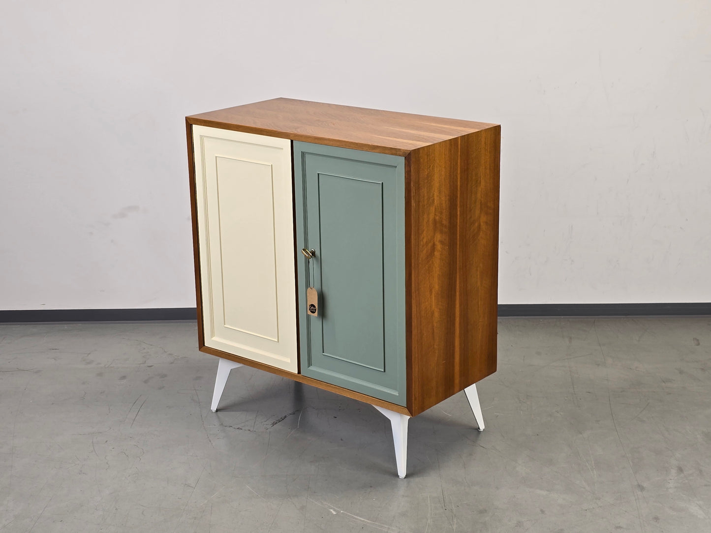 VINTAGE KOMMODE ablage flur schuhregal schuhschrank wohnzimmer bar holz nussbaum