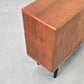 TEAK HOLZ SCHRÄNKCHEN kommode sideboard vintage bar schiebetüren