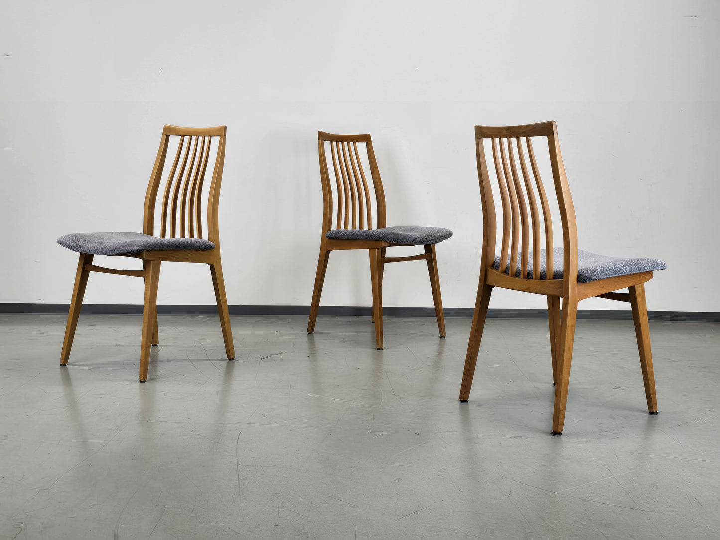 VINTAGE STUHL 1von3 esszimmer küche esstisch mid century holz sprossen Taupe