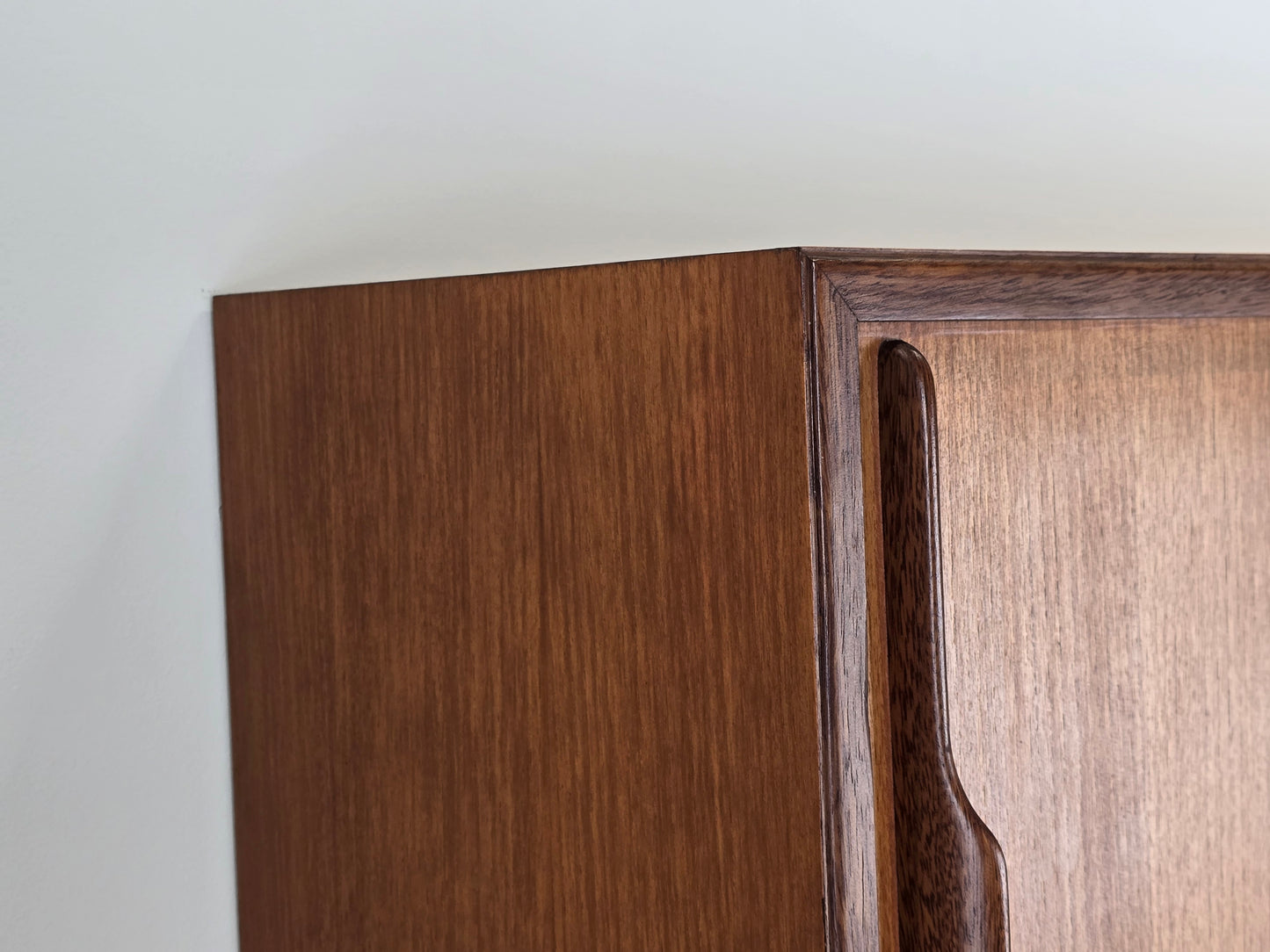 MID CENTURY TEAK SCHRANK vintage wohnzimmer kleider regal kommode holz vitrine