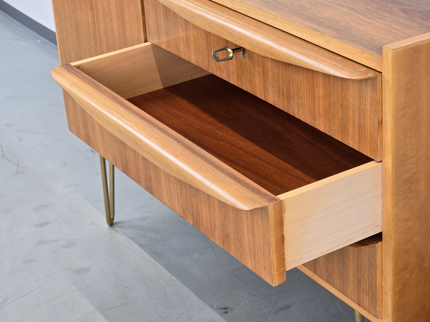 MID CENTURY SIDEBOARD holz nussbaum kommode tv lowboard vinage schubladen