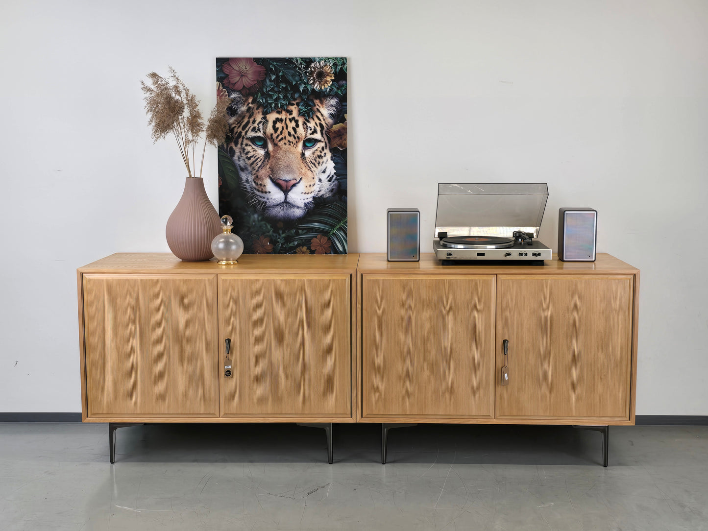 MID CENTURY SIDEBOARD holz kommode kleiderschrank hifi vintage plattenspieler