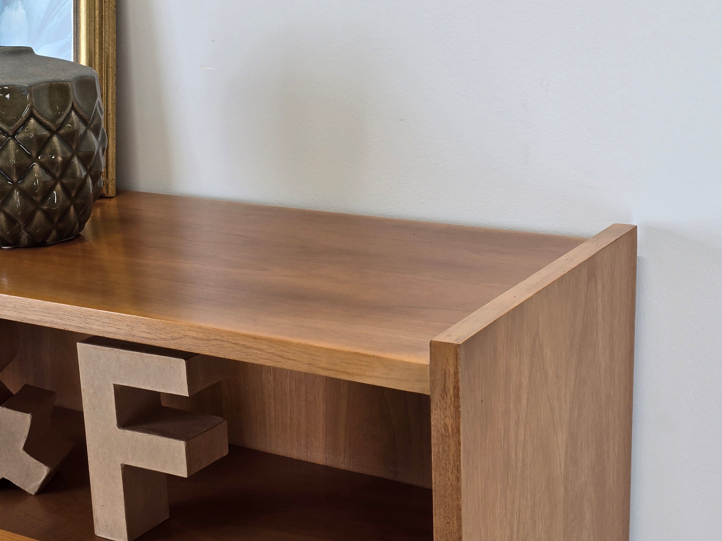 MID CENTURY KOMMODE minibar bar schrank holz nussbaum vintage 60s 1960er