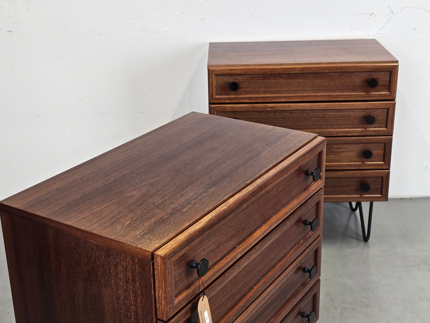 MID CENTURY NACHTTISCH SET 2er kommode schlafzimmer vintage holz schubladen mahagoni
