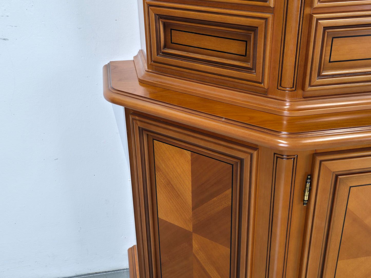 KIRSCHBAUM VITRINENSCHRANK vitrine schrank kommode buffet geschier holz