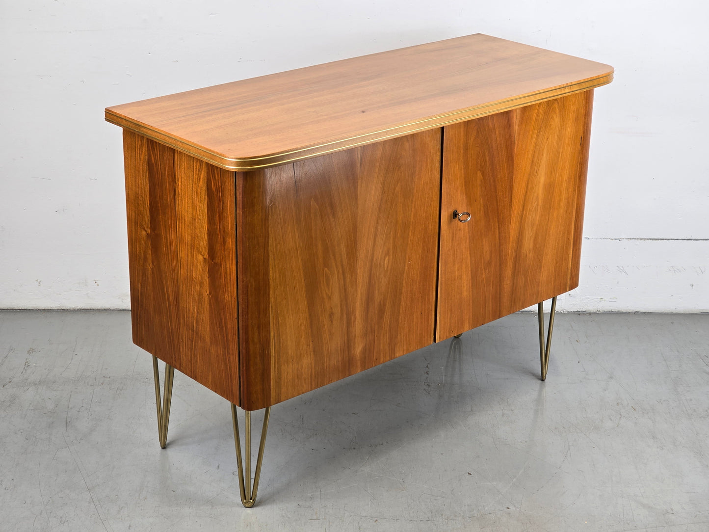 1950ER JAHRE SIDEBOARD holz nussbaum tv low board kommode vintage