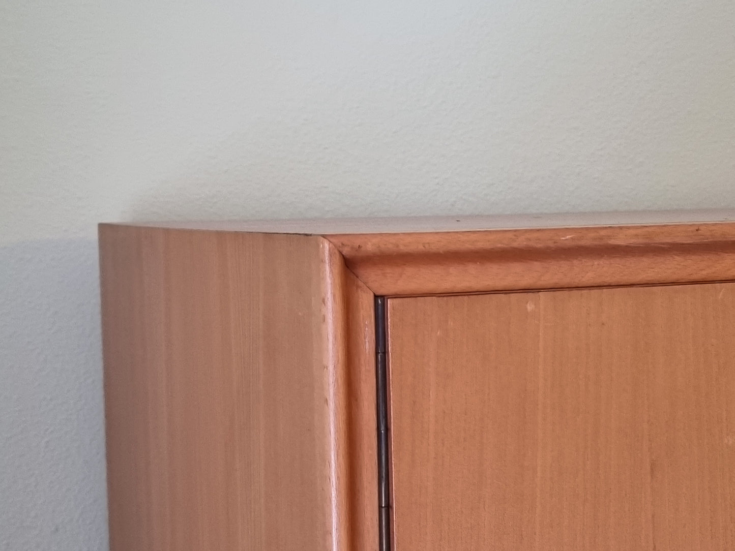 VINTAGE KLEIDERSCHRANK holz schrank rüster 1960er mid century