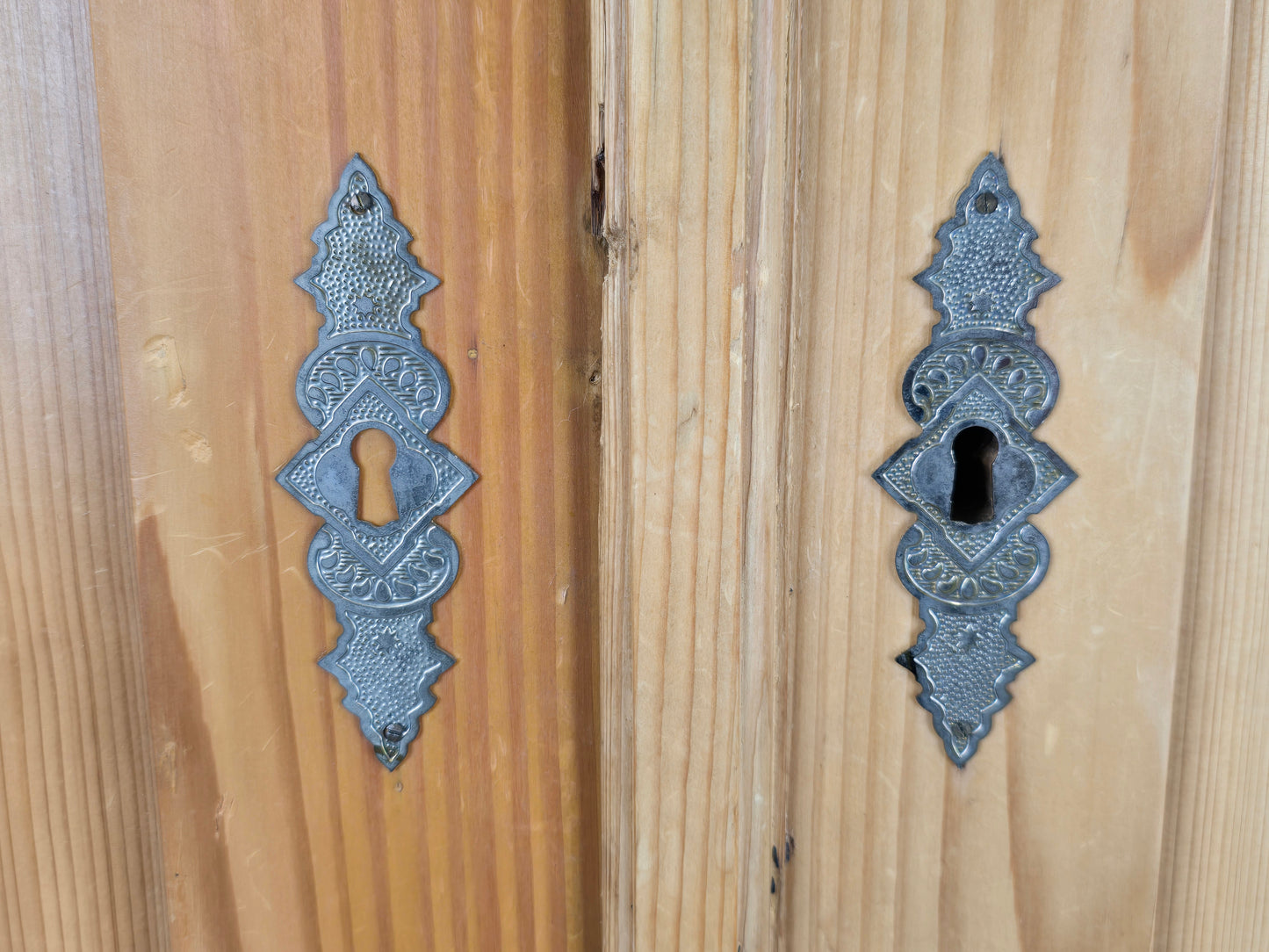 ANTIK BAUERNSCHRANK schrank kleiderschrank vollholz vintage weichholz