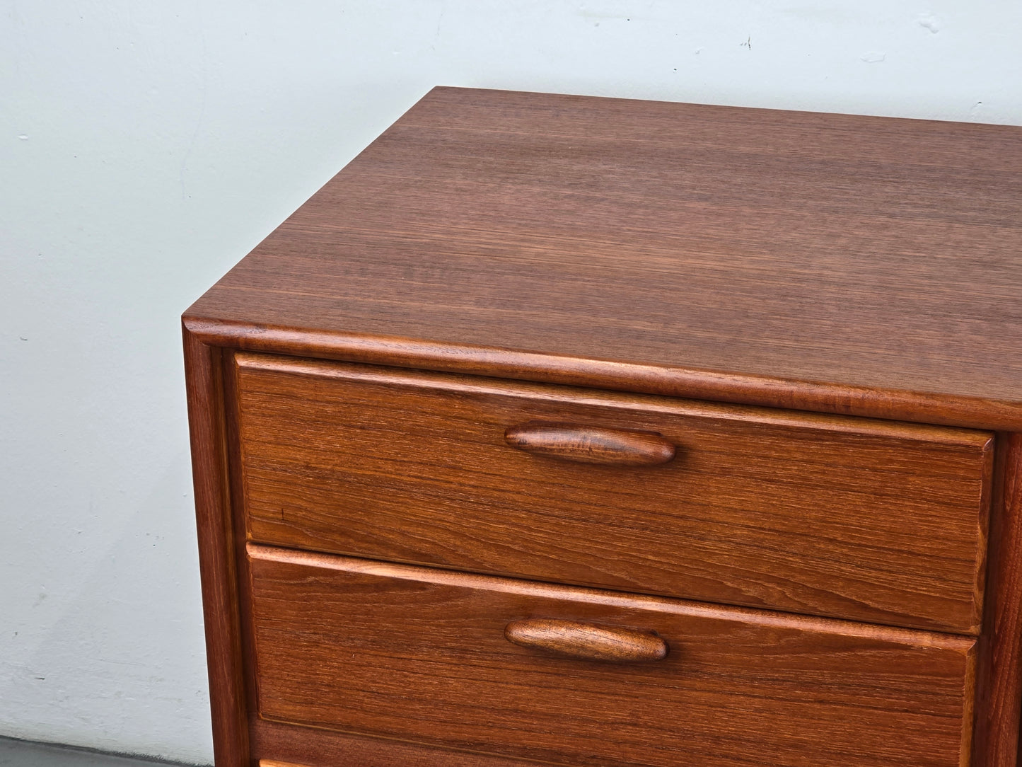 HEINRICH RIESTENPATT TEAKHOLZ SIDEBOARD kommode vintage rt tv board
