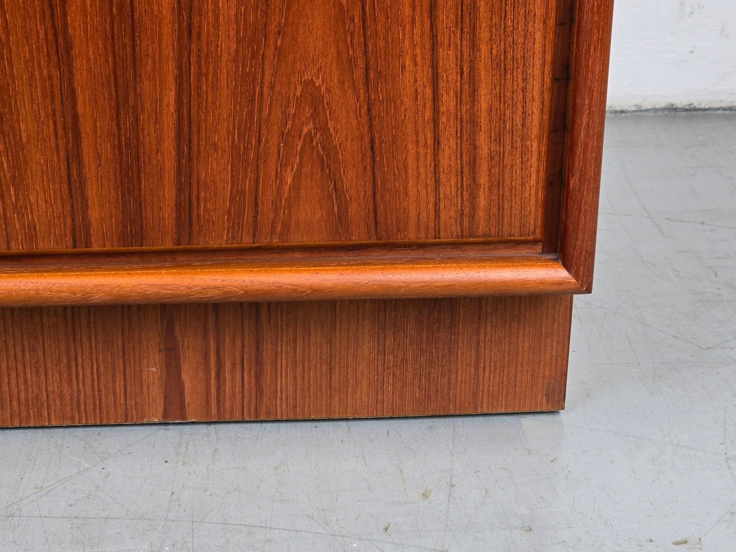 HEINRICH RIESTENPATT TEAKHOLZ SIDEBOARD kommode vintage rt tv board