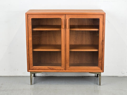 DANISH TEAK VITRINE vintage kommode mid century dänemark holz vitrinenkommode