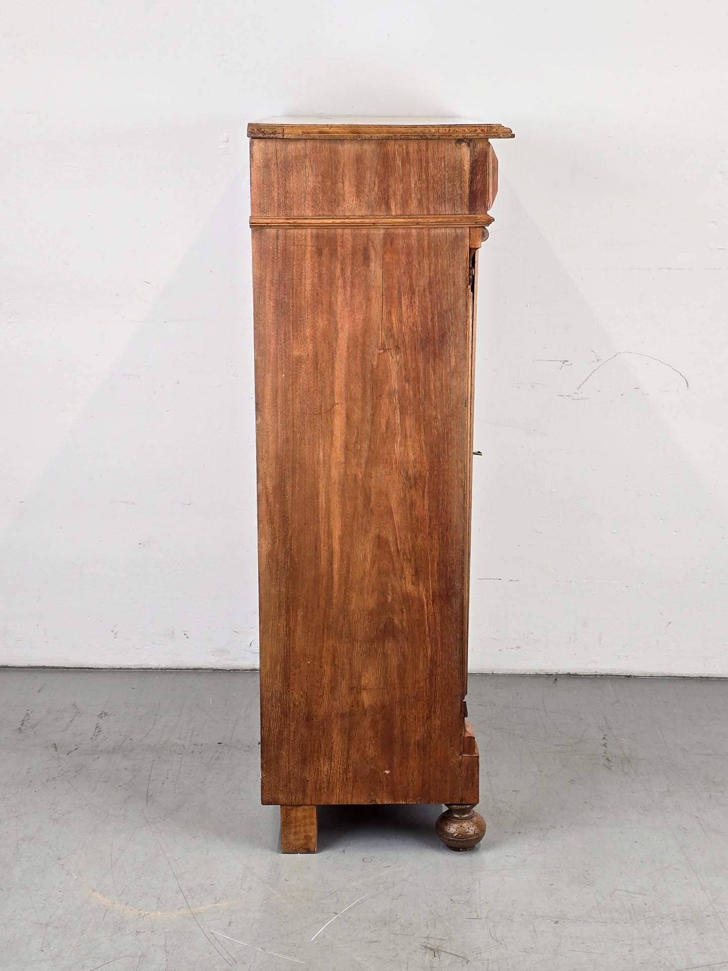 ANTIK NUSSBAUM VERTIKO holz kommode schrank vintage vollholz