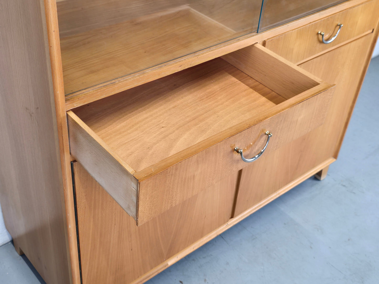 MUSTERRING VITRINENSCHRANK vitrine schrank kommode holz rüster vintage