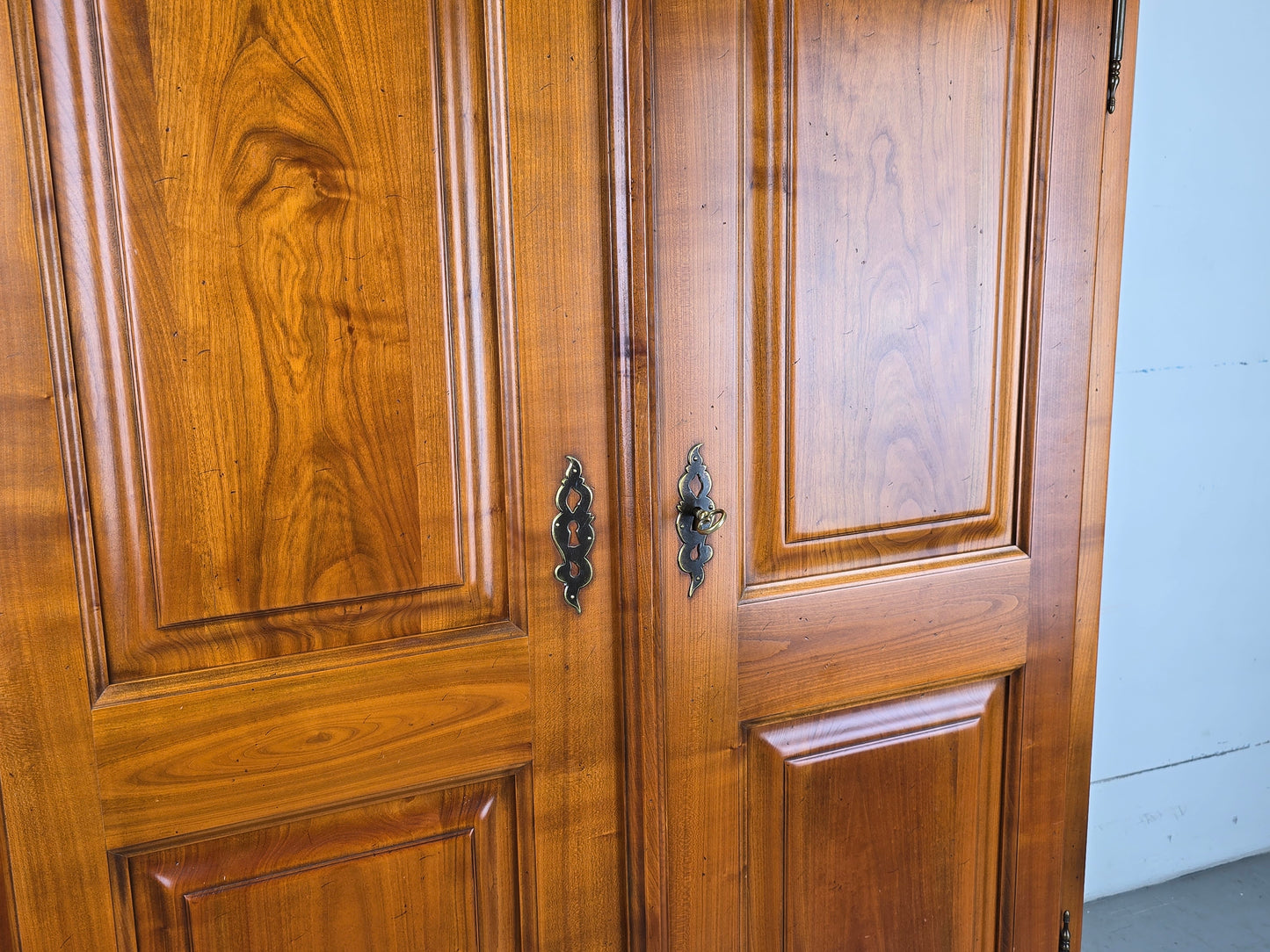 KIRSCHBAUM SCHRANK vollholz kirsche kleiderschrank domicil vintage