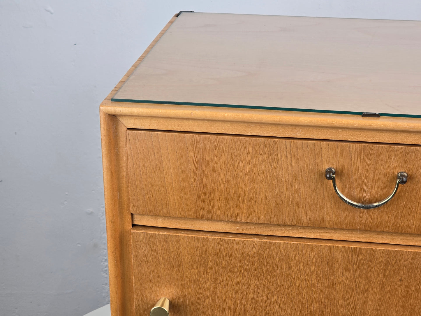 VINTAGE NACHTTISCH tisch schlafzimmer bett holz rüster kommödchen
