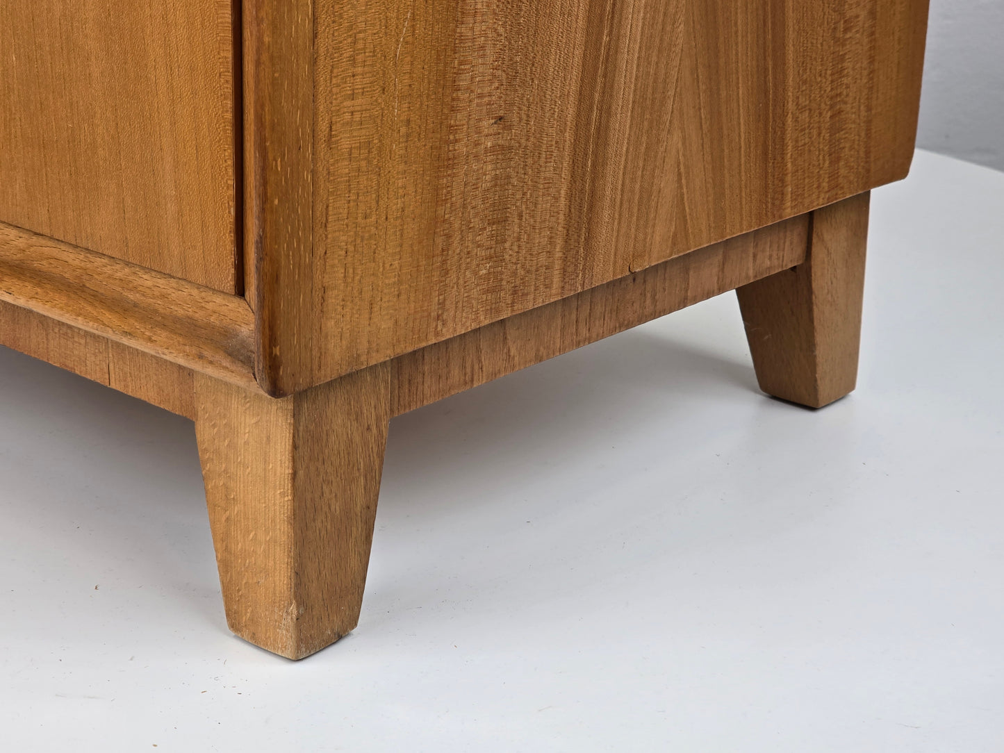 VINTAGE NACHTTISCH tisch schlafzimmer bett holz rüster kommödchen