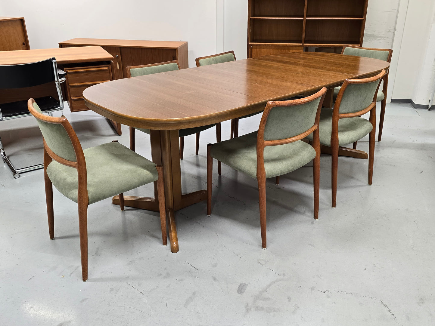 VINTAGE NUSSBAUM ESSTISCH esszimmer tisch holz ausziehbar tafel