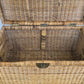VINTAGE TRUHE geflecht china wäsche korb box couchtisch messing beschläge
