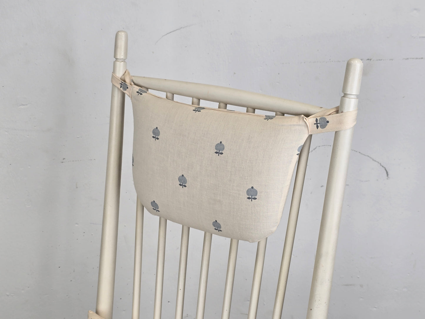 MID CENTURY SCHAUKELSTUHL vintage sessel stuhl weiß skandi gemia Karl Axel Adolfsson