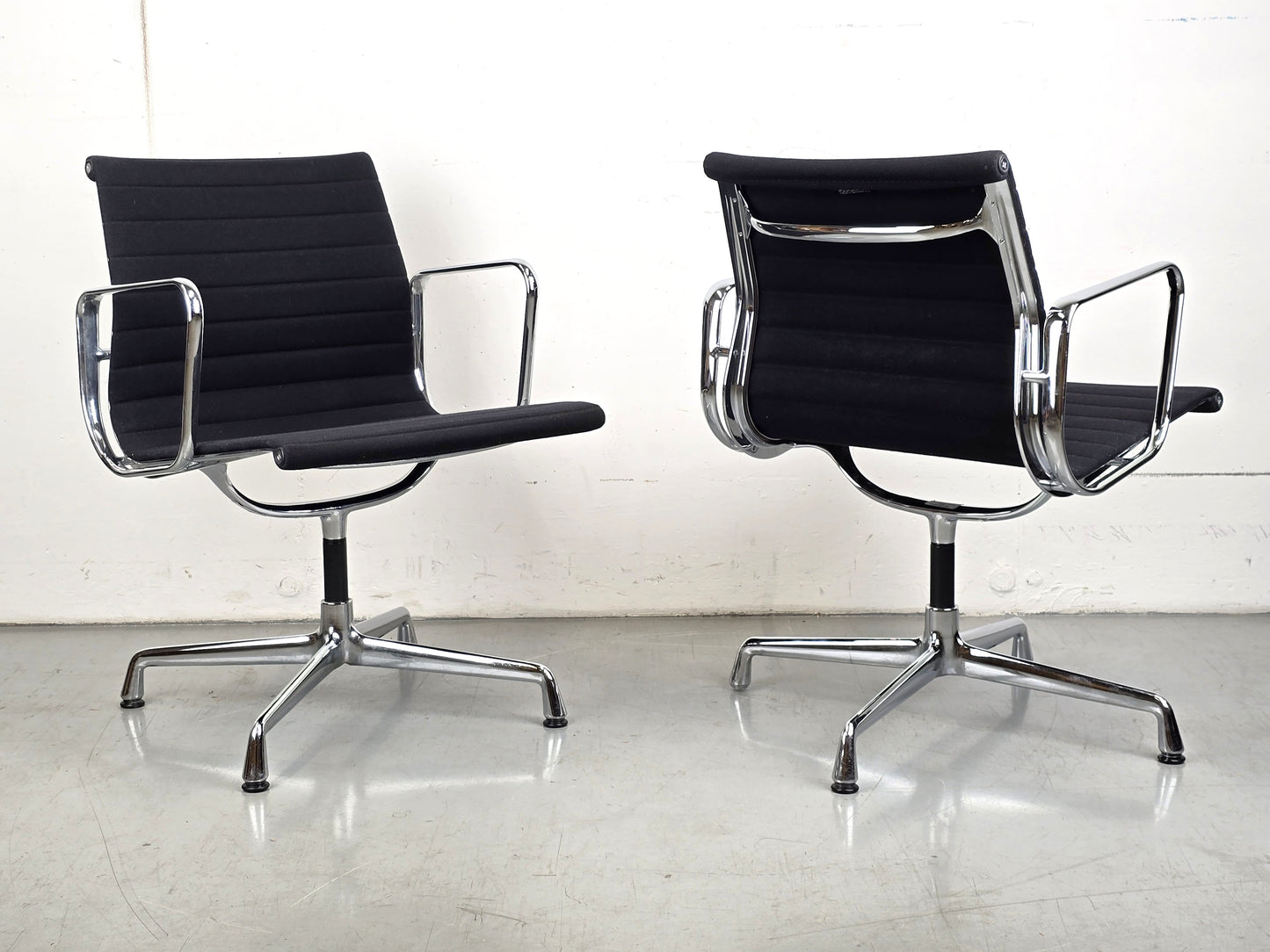 VITRA EAMES STUHL schwarz ea108 bürostuhl Alu chair sessel schwarz Besprechnungsraum Designerstuhl