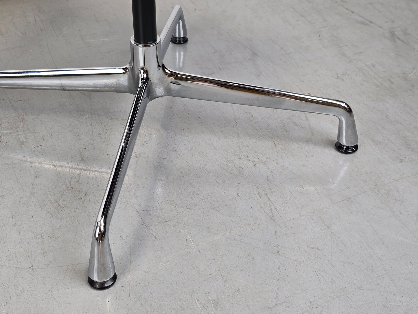 VITRA EAMES STUHL schwarz ea108 bürostuhl Alu chair sessel schwarz Besprechnungsraum Designerstuhl