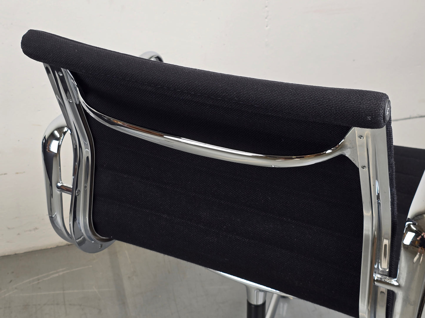 VITRA EAMES STUHL schwarz ea108 bürostuhl Alu chair sessel schwarz Besprechnungsraum Designerstuhl