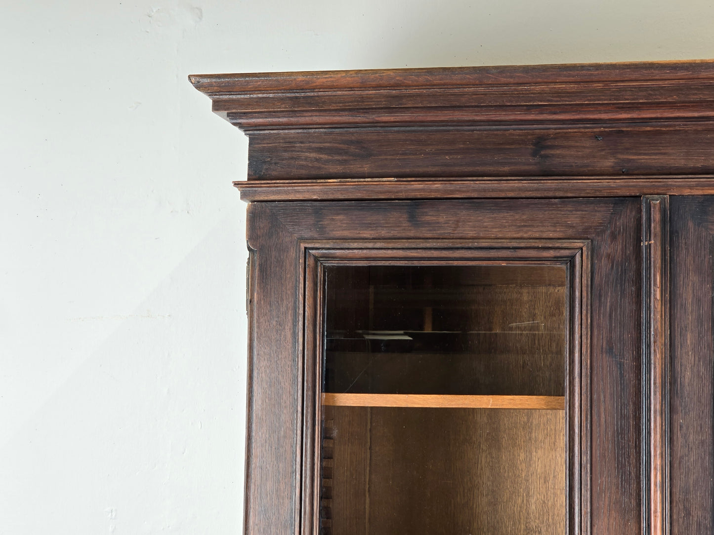 ANTIK VITRINENSCHRANK vitrine holz eiche bücher regal Bibliothek englisch herrenzimmer vintage