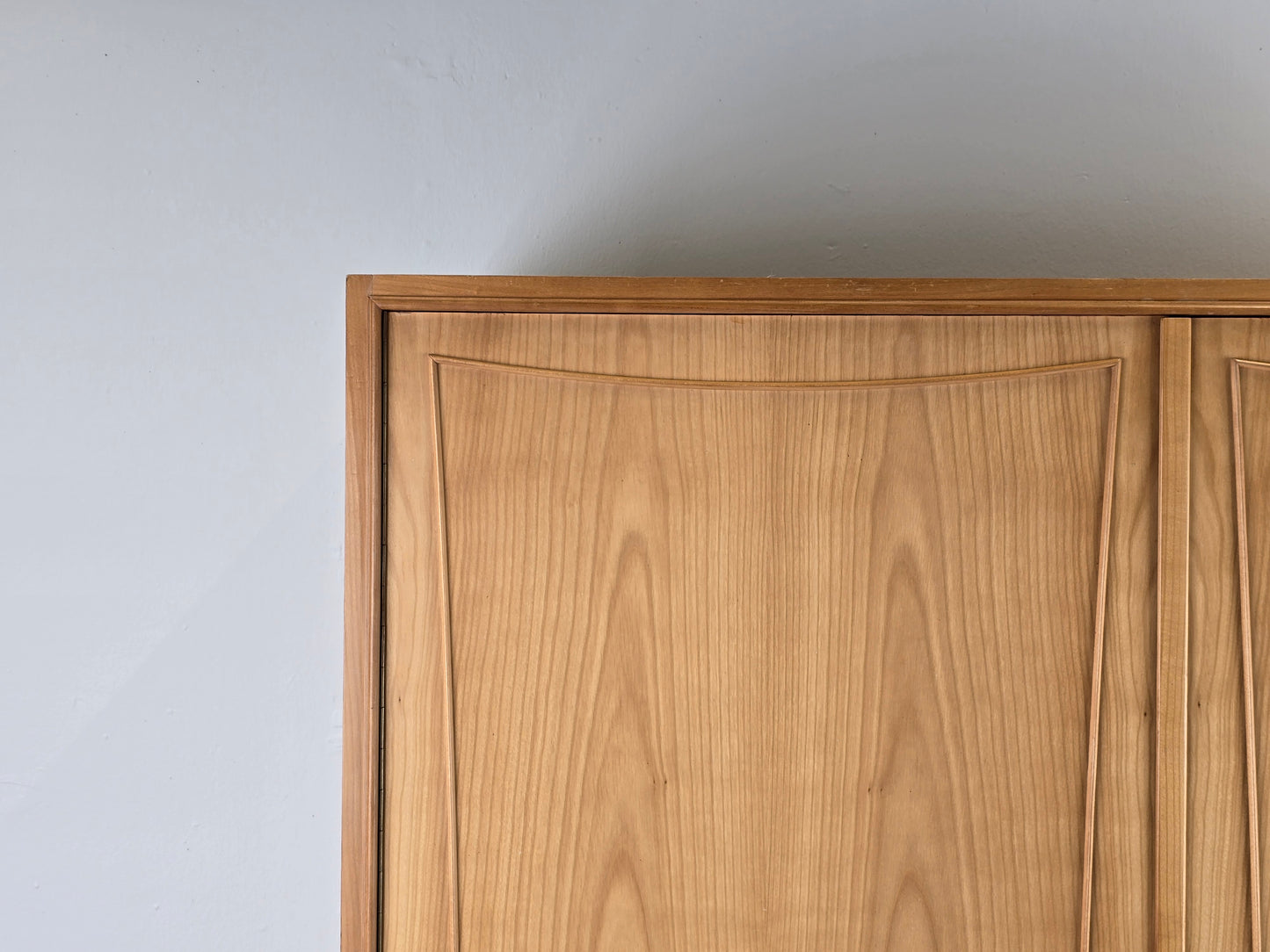 MID CENTURY KLEIDERSCHRANK schrank rüster holz vintage 1960er 60s