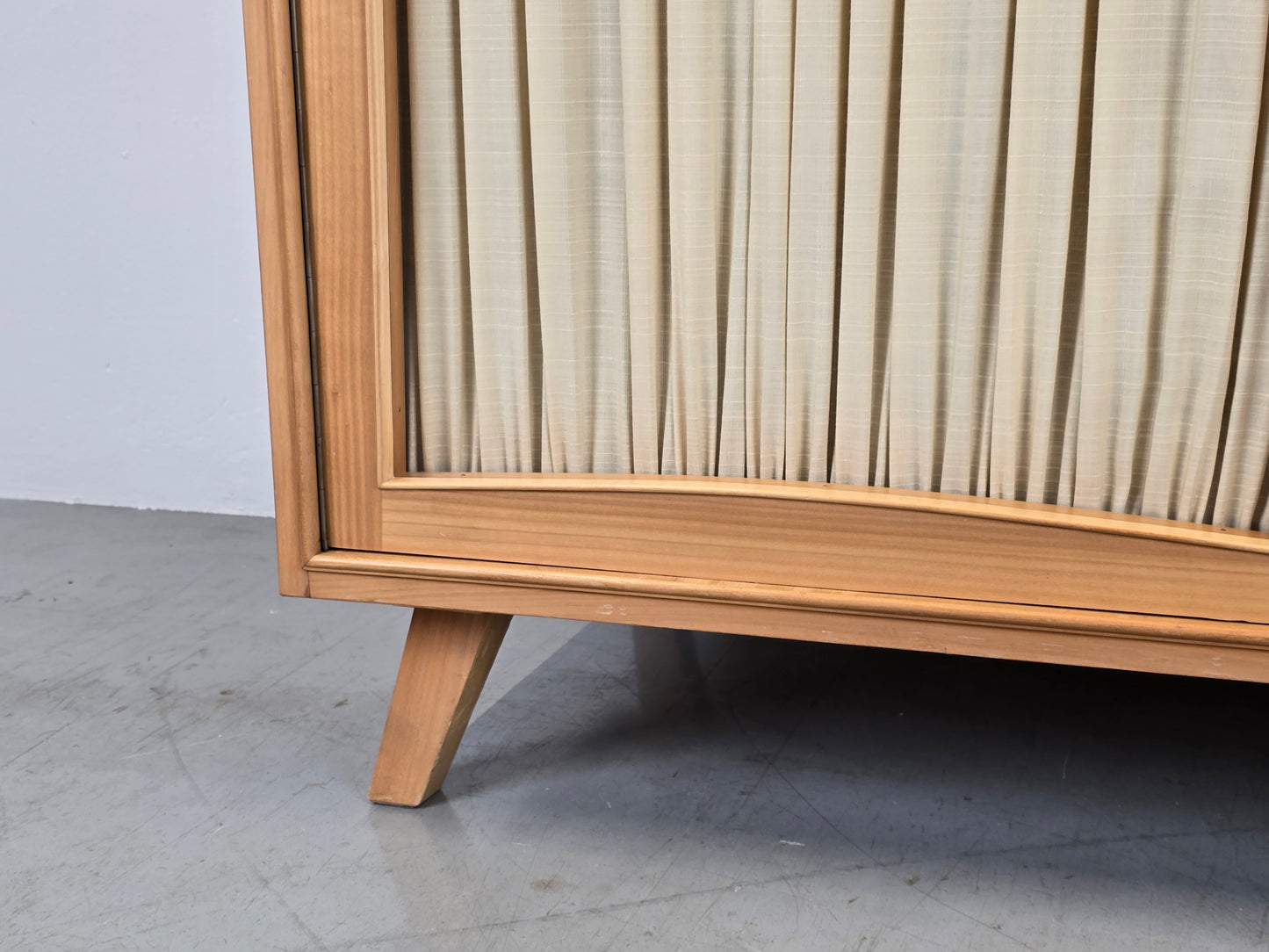 MID CENTURY KLEIDERSCHRANK schrank rüster holz vintage 1960er 60s