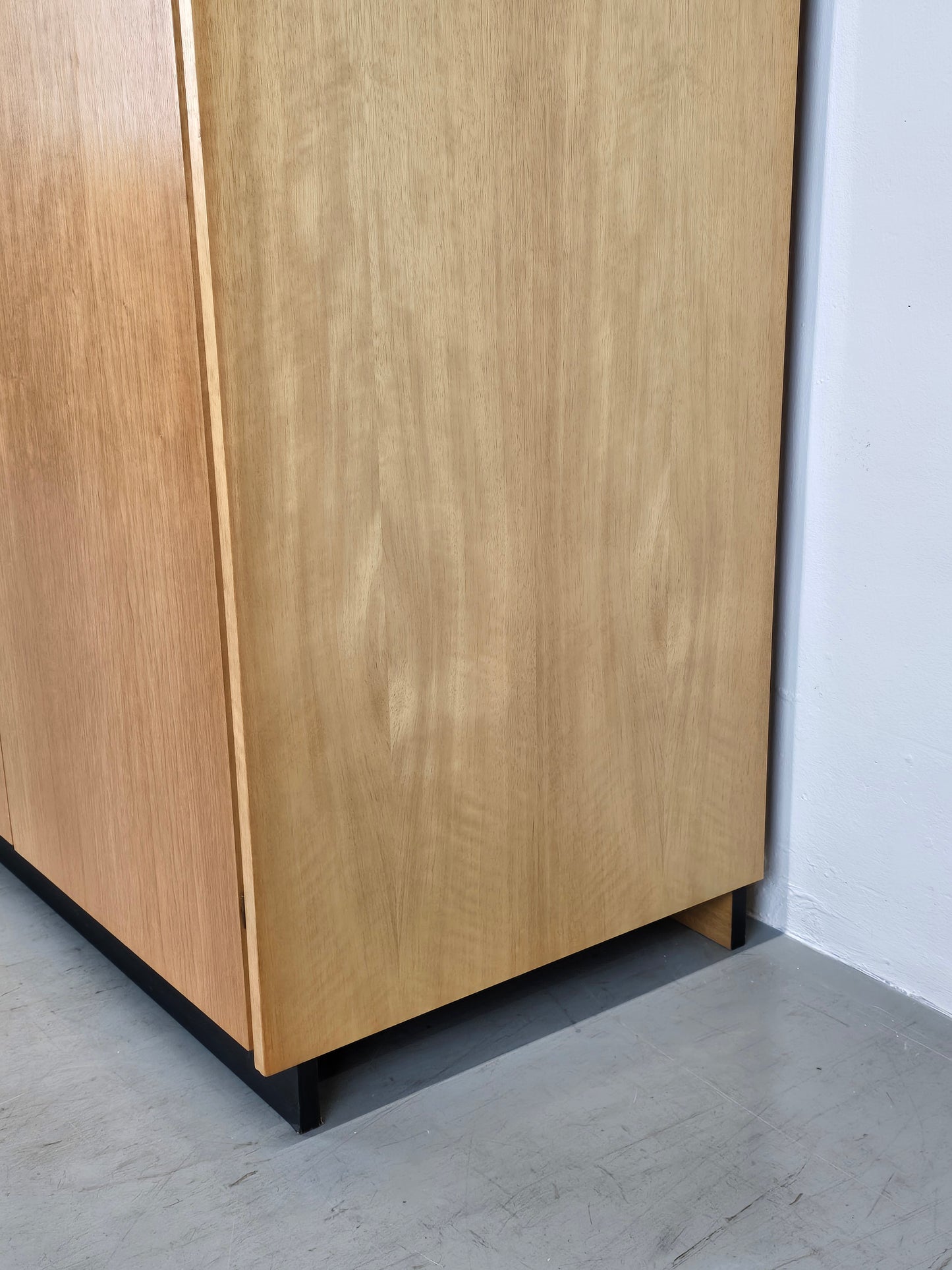 VINTAGE KLEIDERSCHRANK holz schrank rüster 1960er mid century